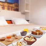La Belle Adresse Apartment *