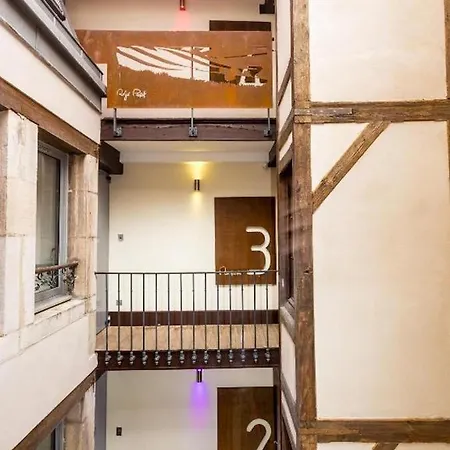 La Belle Adresse 아파트