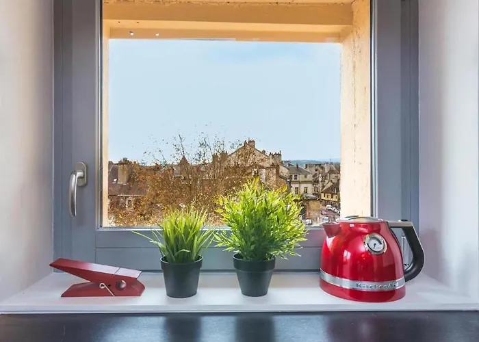 La Belle Adresse Apartment *