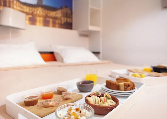 La Belle Adresse Apartment *